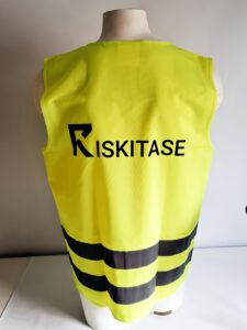 Helkurvest